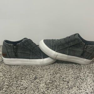 Platform Gray Sneaker